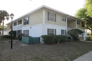 8134 Fairways Cir, Ocala, FL 34472 - Photo 1