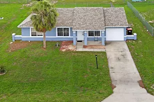 316 Oak Track Dr, Ocala, FL 34472 - Photo 1