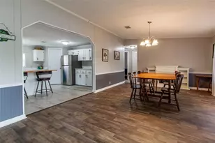 25836 Manhattan Ln, Astor, FL 32102 - Photo 9