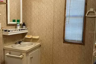 13059 NE 44th Ln, Silver Springs, FL 34488 - Photo 11