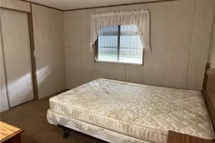 13059 NE 44th Ln, Silver Springs, FL 34488 - Photo 17