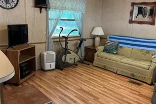 13059 NE 44th Ln, Silver Springs, FL 34488 - Photo 9