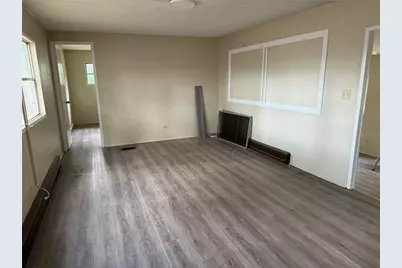 38635 Alston Avenue, Zephyrhills, FL 33542 - Photo 3