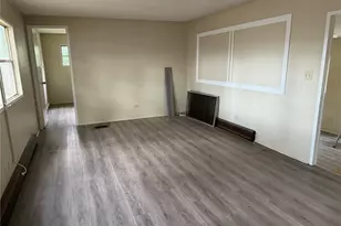 38635 Alston Ave, Zephyrhills, FL 33542 - Photo 3