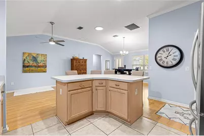 9161 SE 169th Bentley Street, The Villages, FL 32162 - Photo 9