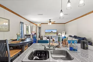 609 S Redbud Terrace, Inverness, FL 34450 - Photo 9