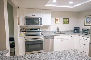 588 Bahia Cir, Ocala, FL 34472 - Photo 5