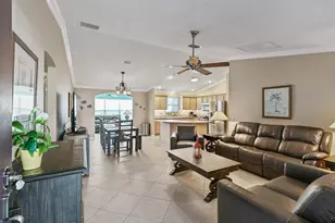 1095 Blythe Way, The Villages, FL 32162 - Photo 3