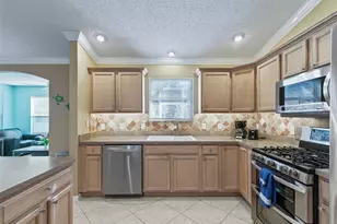 1095 Blythe Way, The Villages, FL 32162 - Photo 9