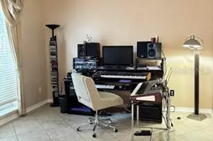 2733 Scarborough Dr, Kissimmee, FL 34744 - Photo 5