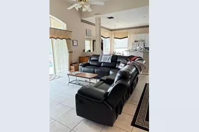 2733 Scarborough Drive, Kissimmee, FL 34744 - Photo 7