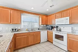 1103 Chaparral Dr, Lady Lake, FL 32159 - Photo 5