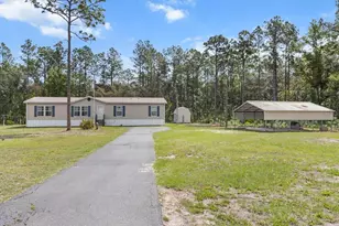 2443 S Pine Ridge Ave, Homosassa, FL 34448 - Photo 1