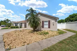 1410 Natalie Ln, The Villages, FL 32162 - Photo 3