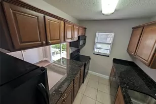 2564 SE 15th Ave, Ocala, FL 34471 - Photo 9