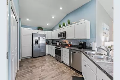 1310 Tate Terrace, The Villages, FL 32163 - Photo 9