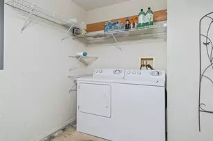 1322 Hollyberry Pl, The Villages, FL 32162 - Photo 21