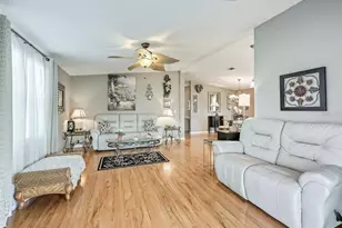 1640 Magnolia Ave, The Villages, FL 32159 - Photo 11