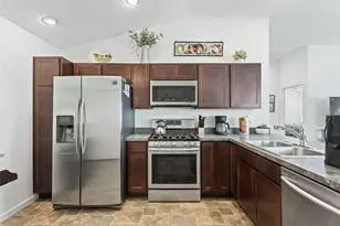 1657 McDonald Ct, The Villages, FL 32163 - Photo 11
