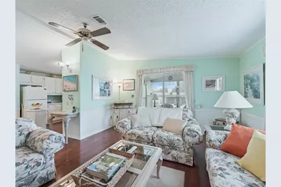 1705 W Schwartz Boulevard, Lady Lake, FL 32159 - Photo 9