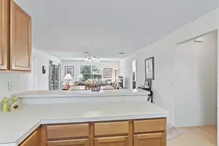 1861 Banberry Run, The Villages, FL 32162 - Photo 7