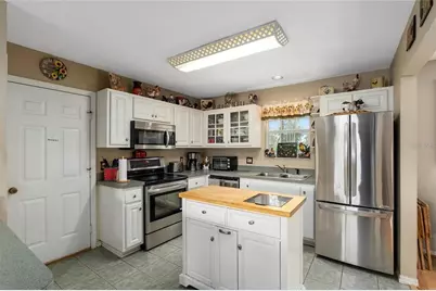 20530 SW 5th Place, Dunnellon, FL 34431 - Photo 23