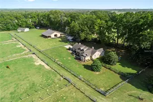 20530 SW 5th Pl, Dunnellon, FL 34431 - Photo 3