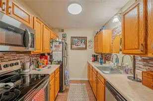 2418 NE 7th St, Ocala, FL 34470 - Photo 15