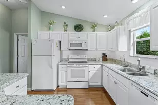 2613 Dunbar Ave, The Villages, FL 32162 - Photo 9