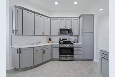 2657 Navy Hill Circle, The Villages, FL 32163 - Photo 7
