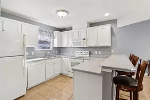 8544 SE 177th Bartram Loop, The Villages, FL 32162 - Photo 13