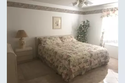 748 Angelita Avenue, Lady Lake, FL 32159 - Photo 9