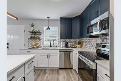 962 Chula Court, The Villages, FL 32159 - Photo 7