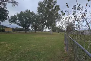 16948 SE 19th Ct, Summerfield, FL 34491 - Photo 5