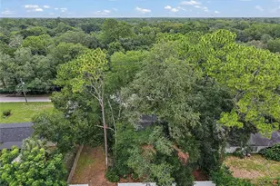 2404 NE 32nd Pl, Ocala, FL 34479 - Photo 3