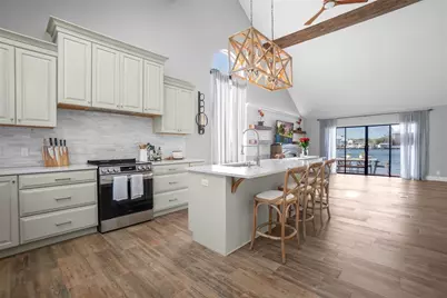 363 NW 14th Place #363, Crystal River, FL 34428 - Photo 9