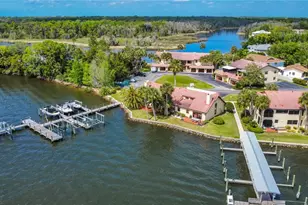 363 NW 14th Pl, Crystal River, FL 34428 - Photo 3