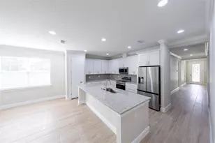 8517 SE 159th Pl, Summerfield, FL 34491 - Photo 3