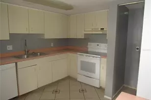 8211 Fairways Cir, Ocala, FL 34472 - Photo 5