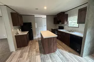 3667 W Woodlawn St, Dunnellon, FL 34433 - Photo 3