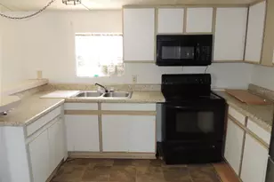 10231 NE 87 Pl, Bronson, FL 32621 - Photo 11