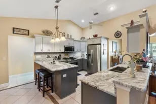 10405 SE 42nd Terrace, Belleview, FL 34420 - Photo 17