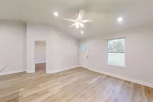 24203 SW South Hills Ct, Dunnellon, FL 34431 - Photo 11