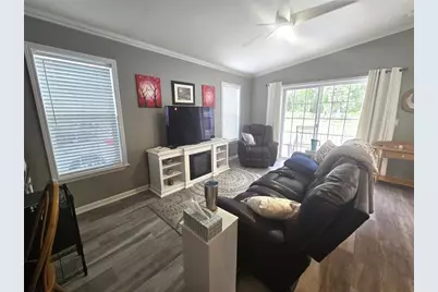 147 Royal Palm Drive, Leesburg, FL 34748 - Photo 3