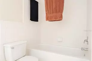 2417 NE 6th St, Ocala, FL 34470 - Photo 7