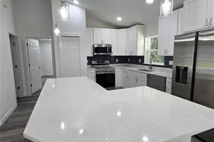 2984 SE 140th Ln, Summerfield, FL 34491 - Photo 9