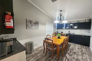 110 NE Crystal St, Crystal River, FL 34428 - Photo 13