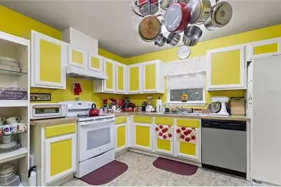 72 N Rooks Avenue, Inverness, FL 34453 - Photo 7