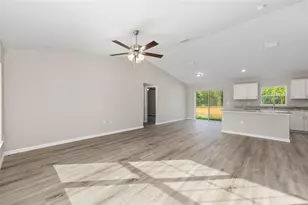 205 W Ruska Pl, Citrus Springs, FL 34434 - Photo 5