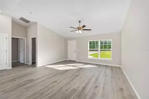 205 W Ruska Pl, Citrus Springs, FL 34434 - Photo 7